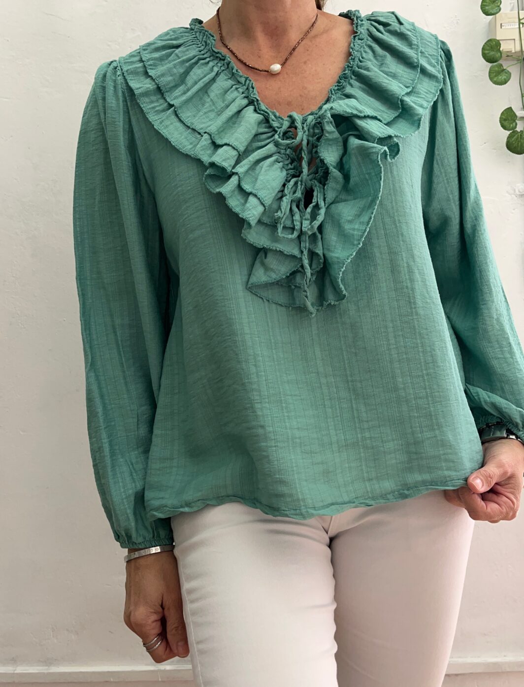 Blusa escote volantes verde mar sólido - Imagen 7