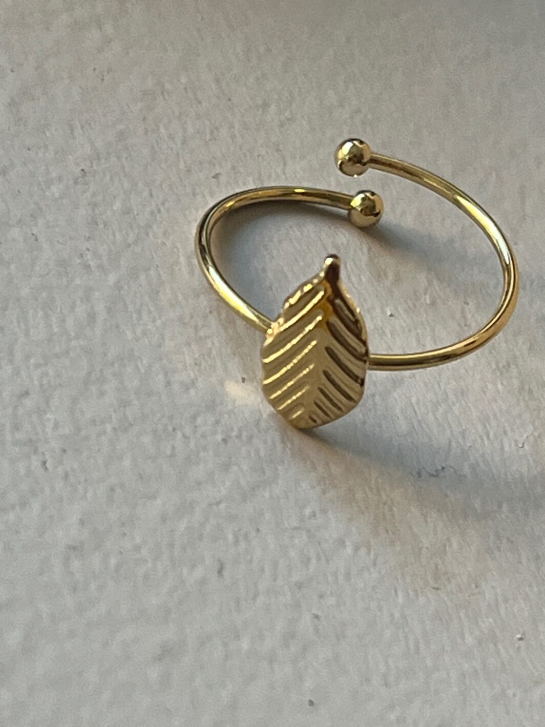 Anillo oro plumita - Imagen 2