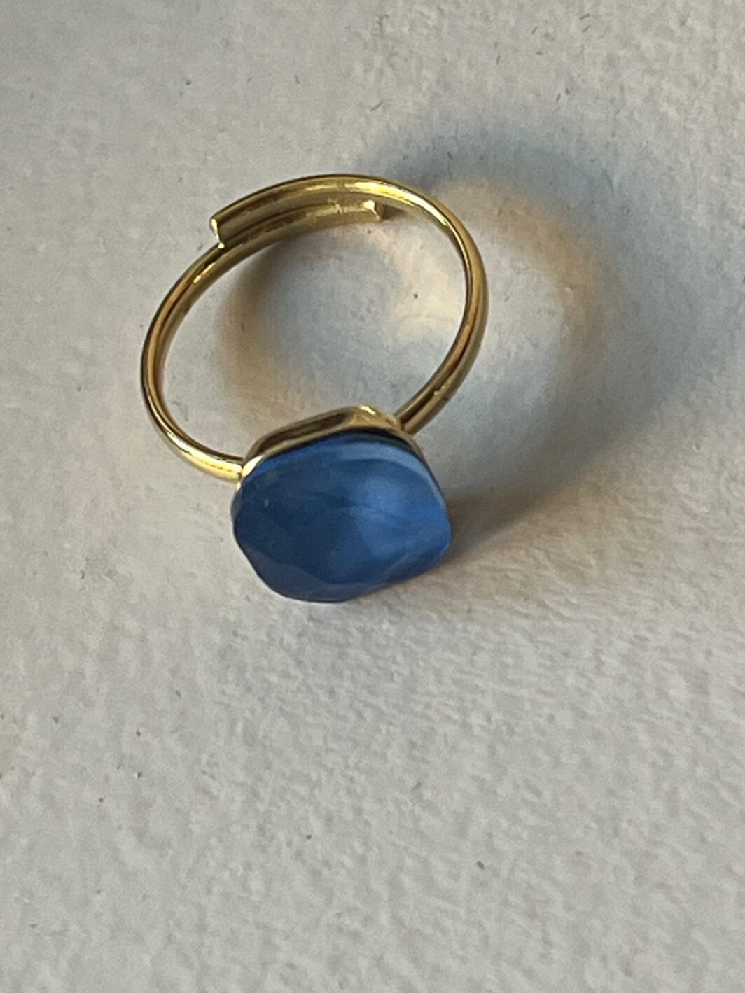 Anillo oro piedra azul - Imagen 2